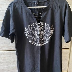 Womens Small Graphic Tee TAGS ON